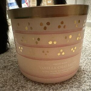 Bath and Body Works Vanilla Chai Latte Candle 2019